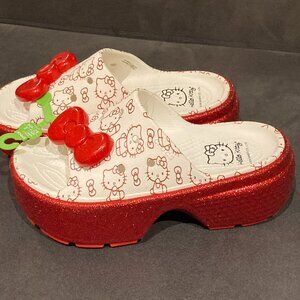 Hello Kitty Crocs Stomp Slides Size W6 New